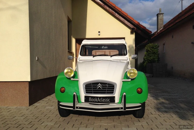 1974 Citroen 2CV6 in Zilina 3