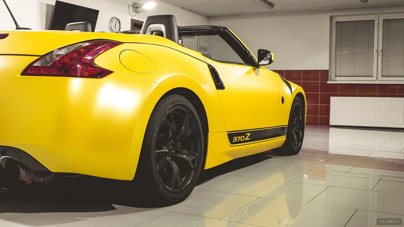 2012 Nissan 370z roadster in Banska Bystrica 3