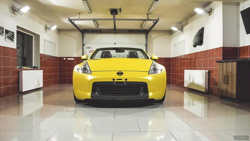 2012 Nissan 370z roadster in Banska Bystrica 8