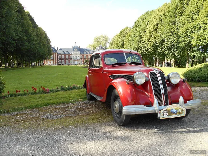 1937 BMW 320 in Radimov 2