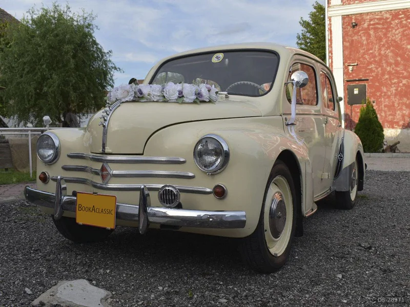 1961 Renault 4CV in Piešťany 4