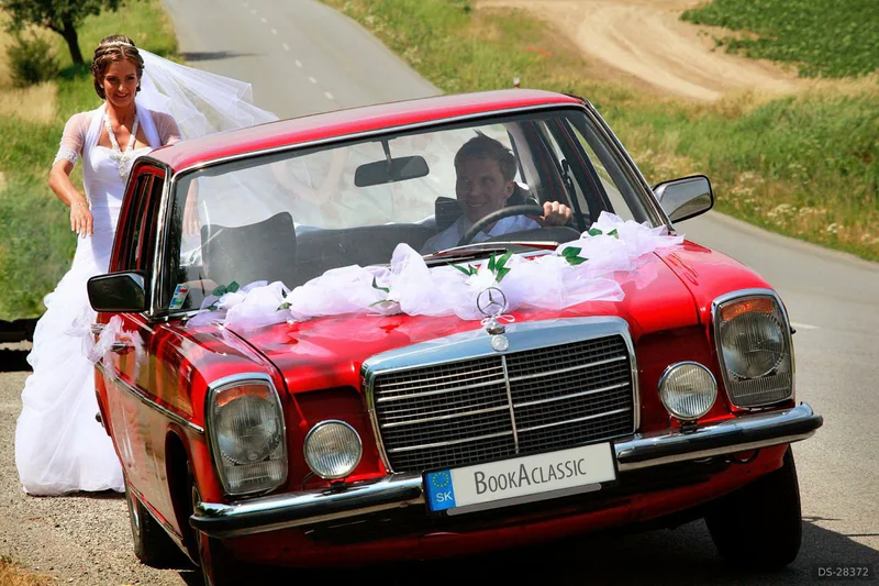 1968 Mercedes-Benz w115 in Prešov 6