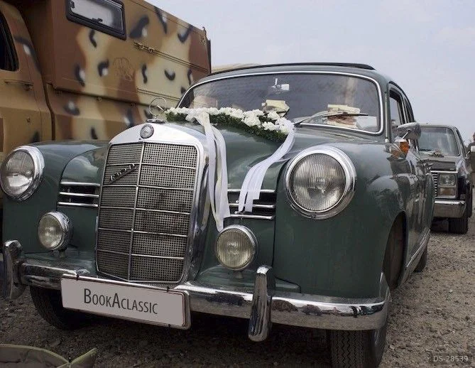 1957 Mercedes-Benz W112 Ponton