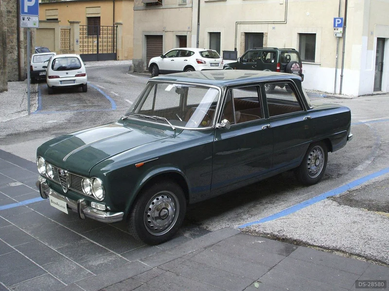 1964 Alfa Romeo Giulia Ti 1600 in Roma 2
