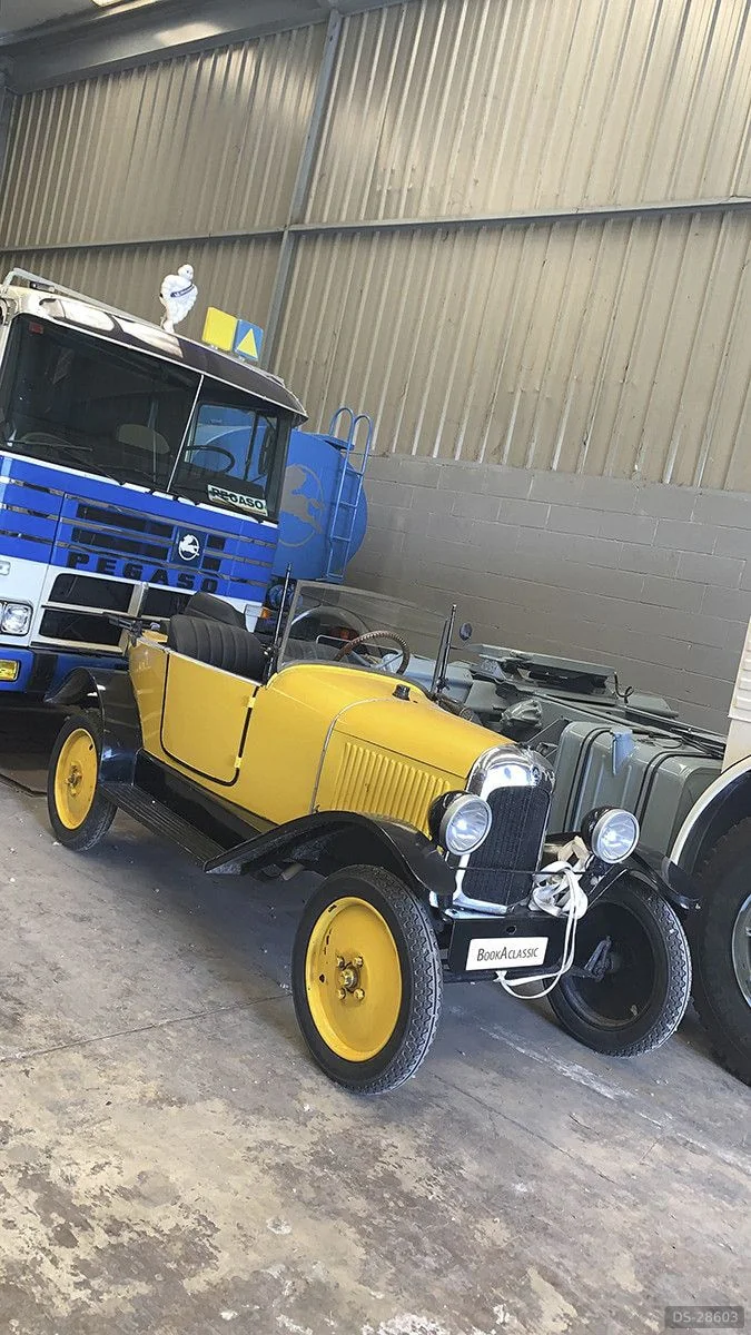 1925 Citroen 2cv in Los Corrales de Buelna 9