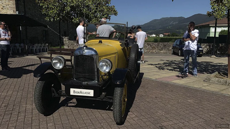 1925 Citroen 2cv in Los Corrales de Buelna 10