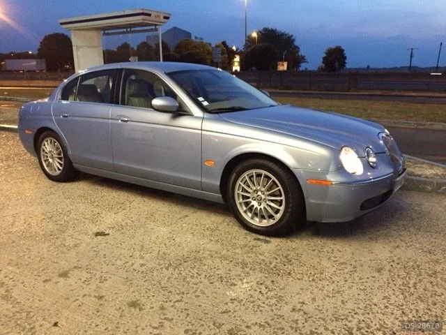 2008 Jaguar S Type in Saint Pantaleon De Larche 5
