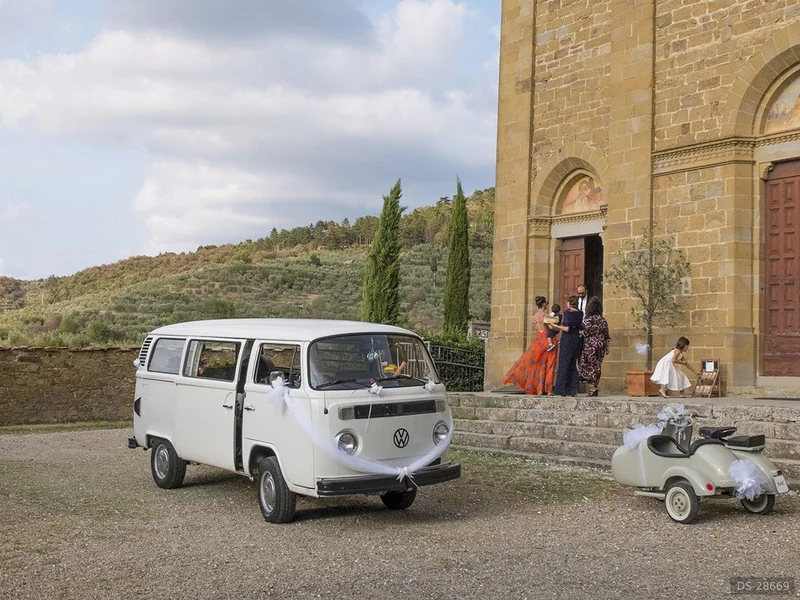 1973 Volkswagen T2 in Arezzo 2