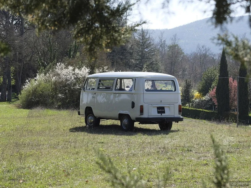 1973 Volkswagen T2 in Arezzo 3