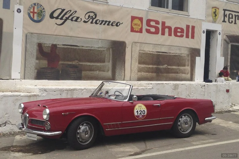 1960 Alfa Romeo Spider 2000 Touring in Valletta 4