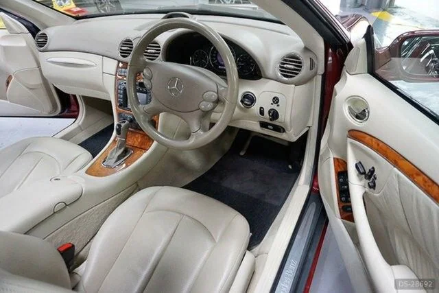 2004 Mercedes-Benz CLK 320 in Cobram 4