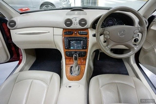 2004 Mercedes-Benz CLK 320 in Cobram 6