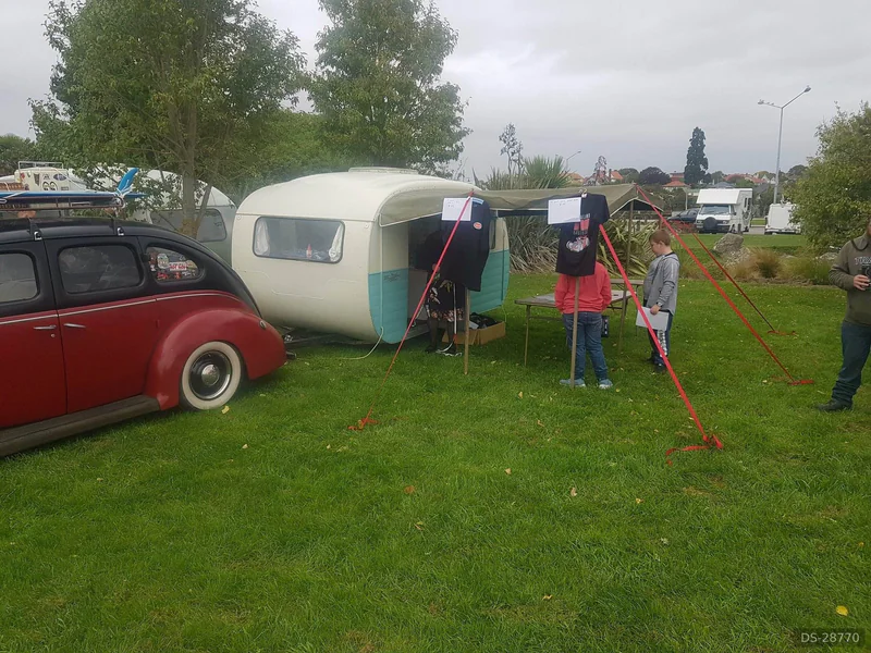 1939 Ford Deluxe in Timaru 5