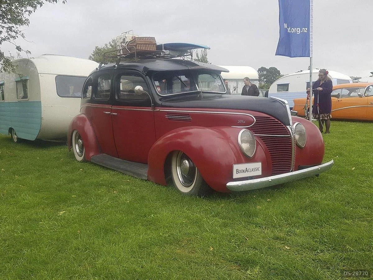 1939 Ford Deluxe