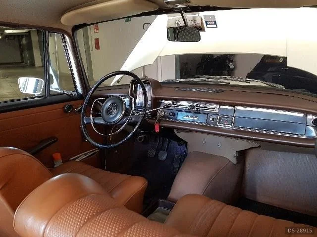 1962 Mercedes-Benz 190 C in Catania 2
