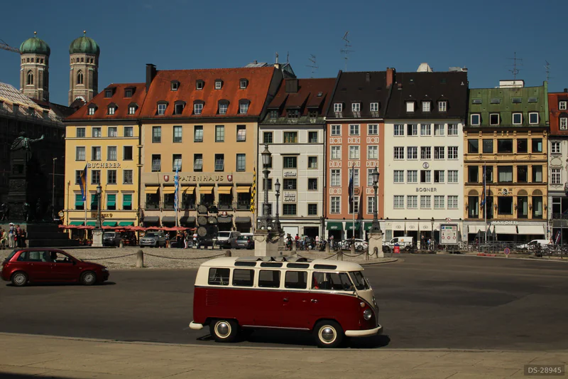 1967 Volkswagen T1 Samba in München 4