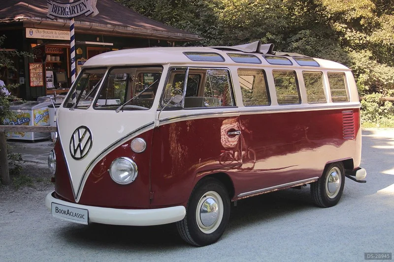 1967 Volkswagen T1 Samba in München 1