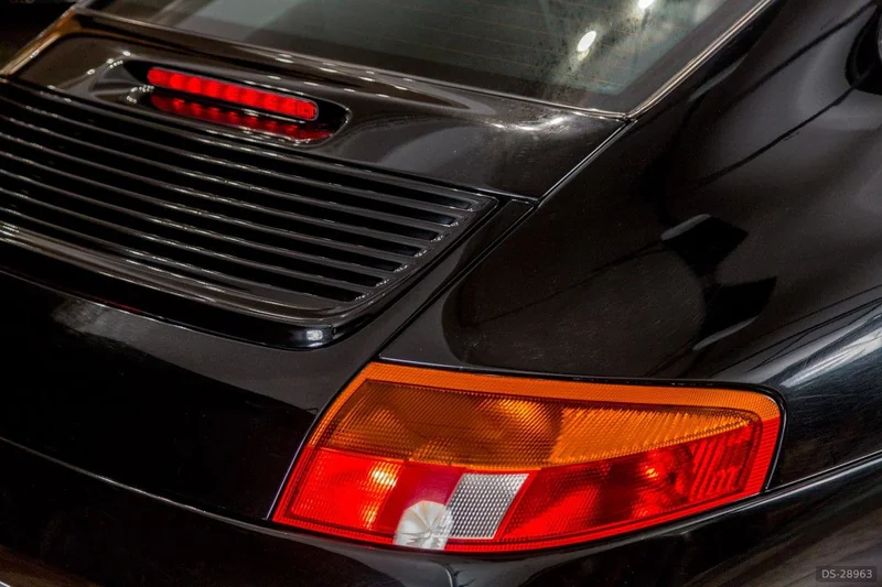 1998 Porsche 996 Carrera 2