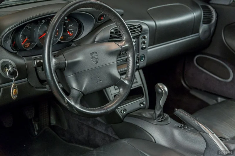 1998 Porsche 996 Carrera 2