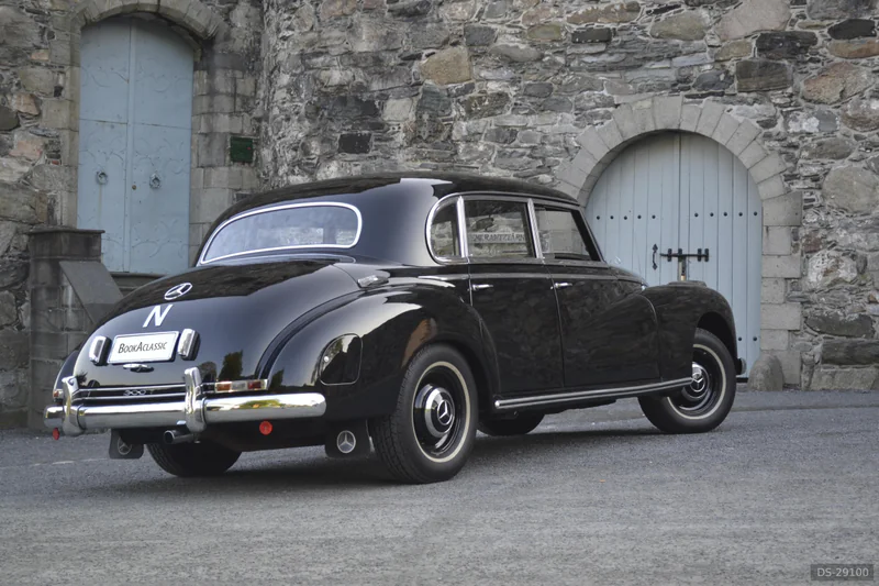 1952 Mercedes-Benz 300 in Bergen 3