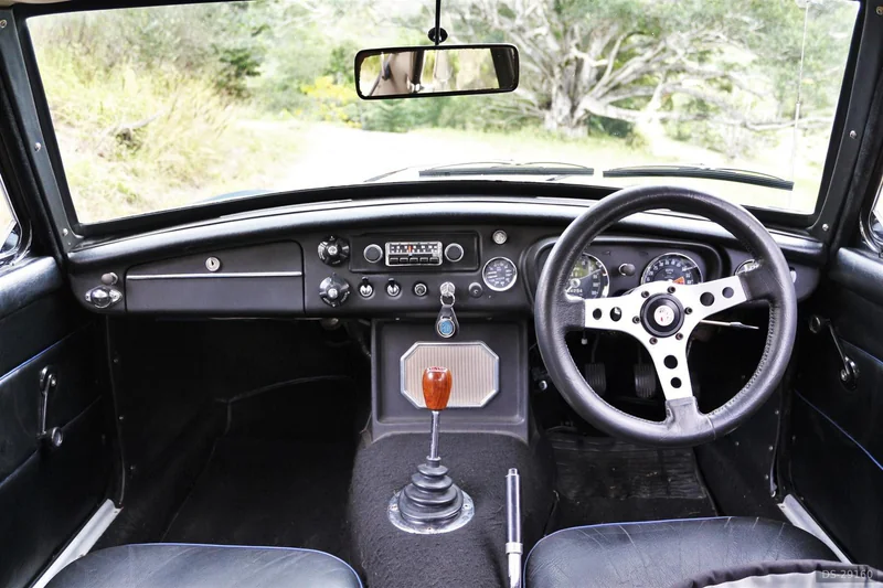 1969 MG B GT in Samsonvale 7