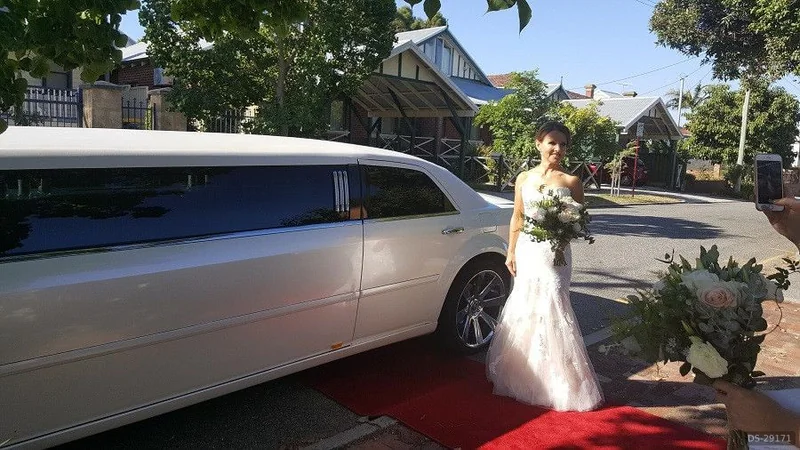 2005 Chrysler 300C Stretch Limousine