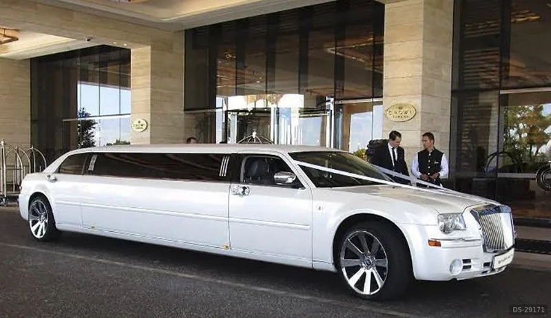 2005 Chrysler 300C Stretch Limousine