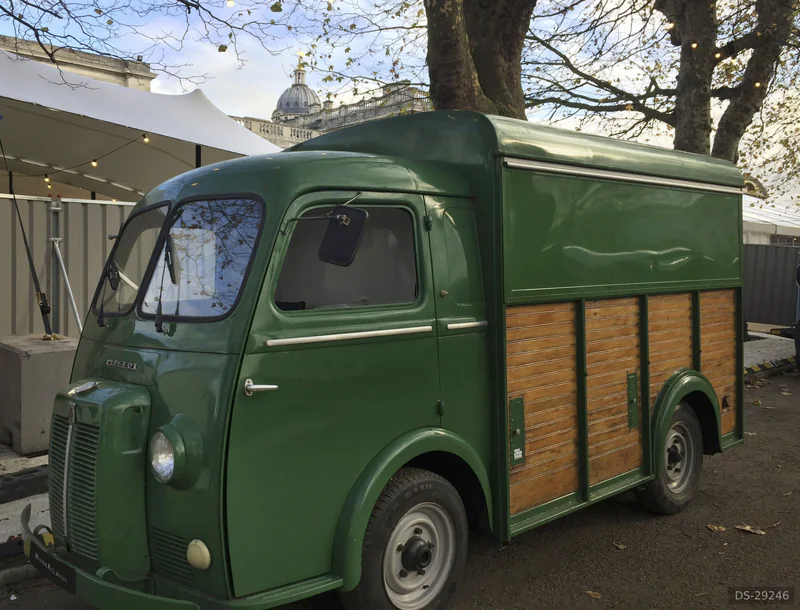 1964 Peugeot D4b in London 4