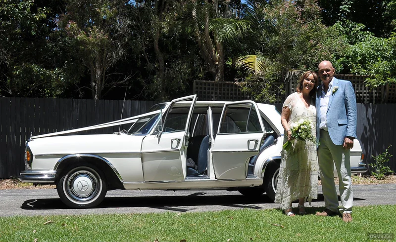 1971 Mercedes-Benz 280se in Gorokan 6