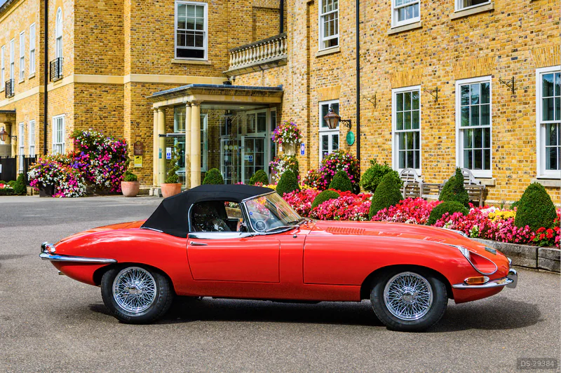 1968 Jaguar E-Type in Upminster 4