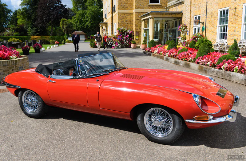 1968 Jaguar E-Type in Upminster 2