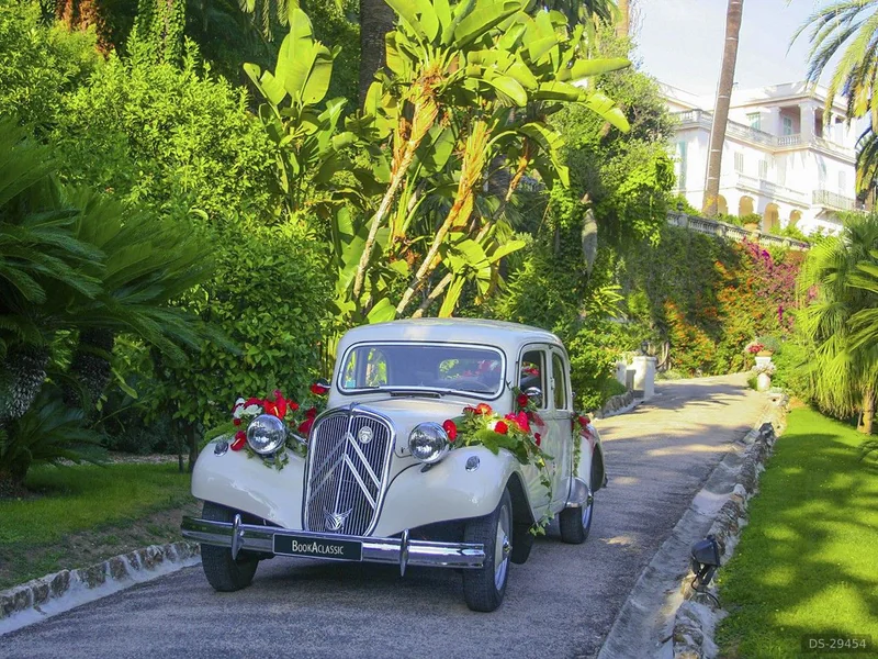 1952 Citroen Traction Avant 11bl in Grasse 2