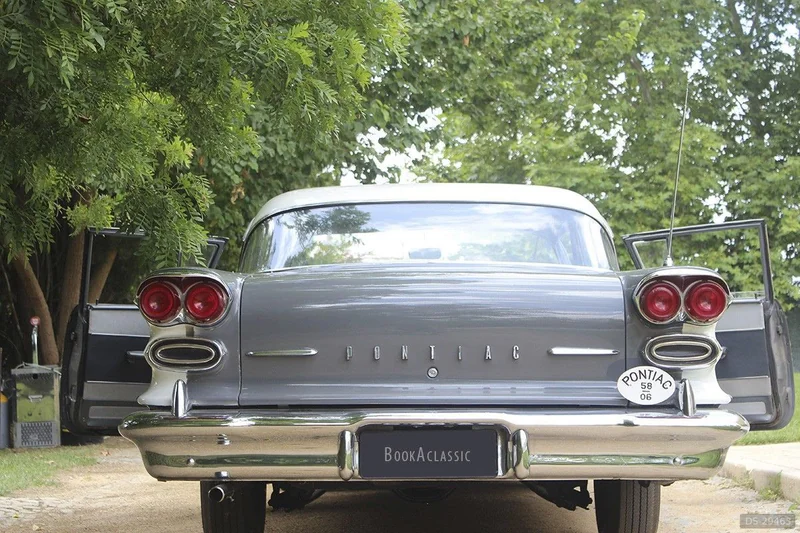 1958 Pontiac Strato Chief 1958 in Albufeira 5
