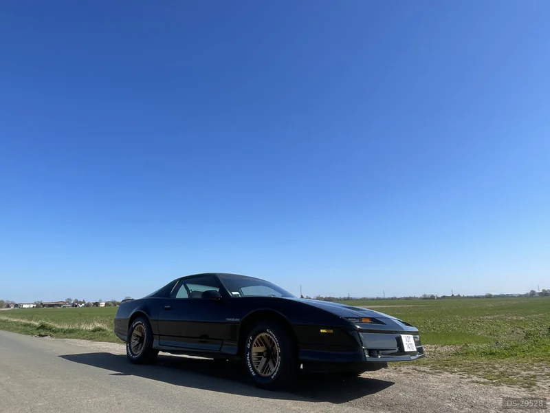 1985 Pontiac Firebird Trans AM in Goole 2