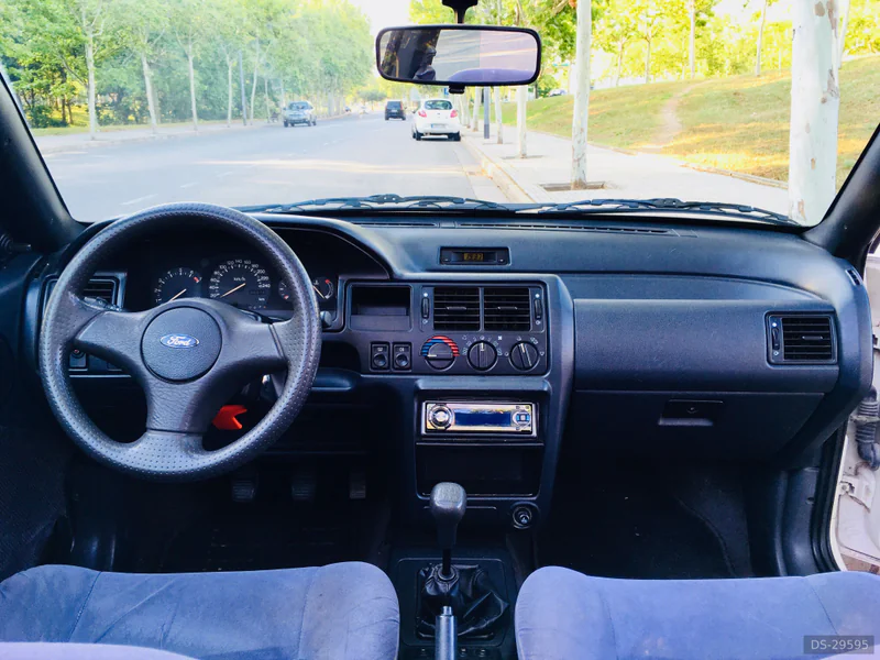 1992 Ford Escort Cabrio in Sabadell 2