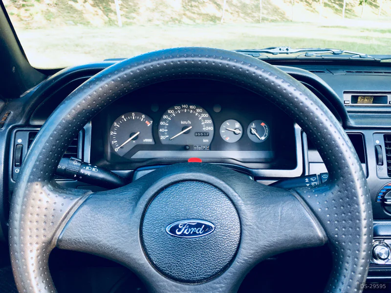 1992 Ford Escort Cabrio in Sabadell 5