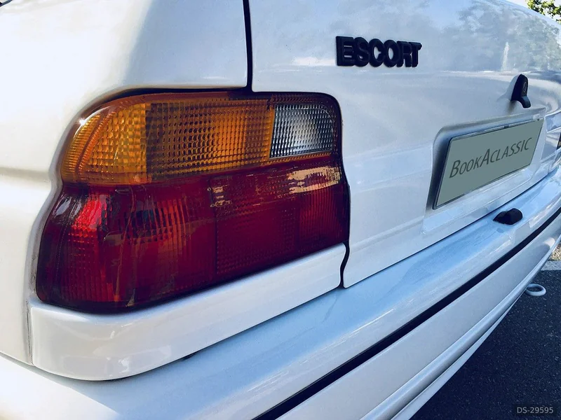 1992 Ford Escort Cabrio in Sabadell 3