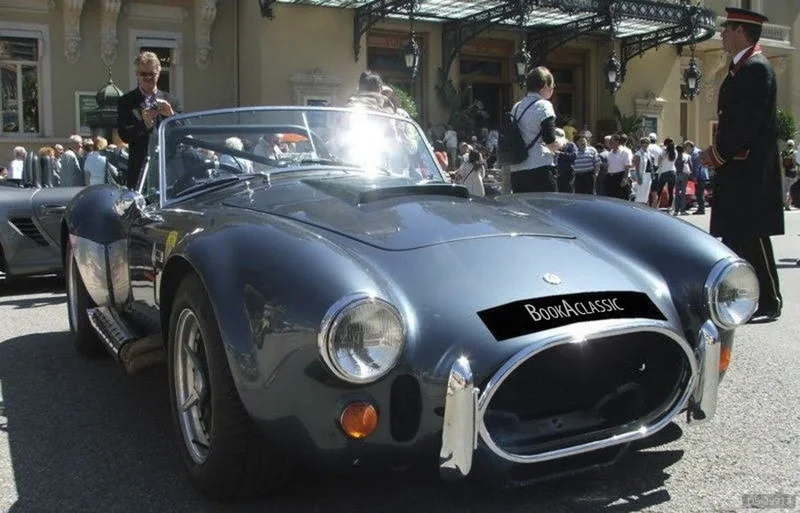 1980 AC Cobra in Nice 8