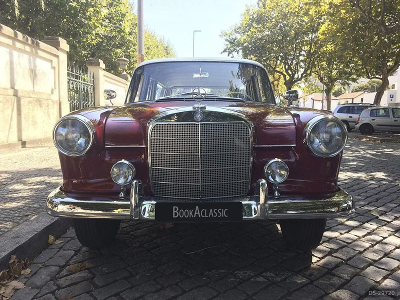 1962 Mercedes-Benz 190 Universal in Porto 3