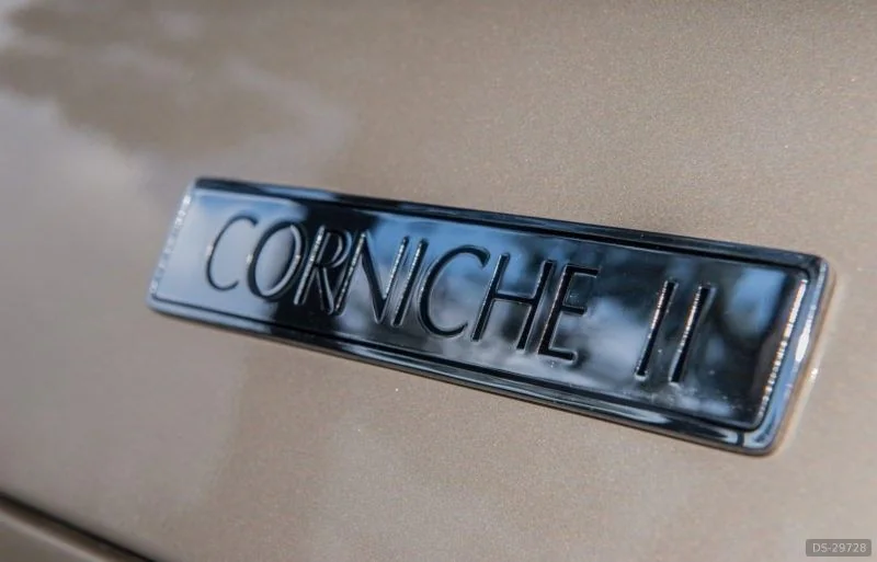 1989 Rolls-Royce Corniche Convertible in Nice 5