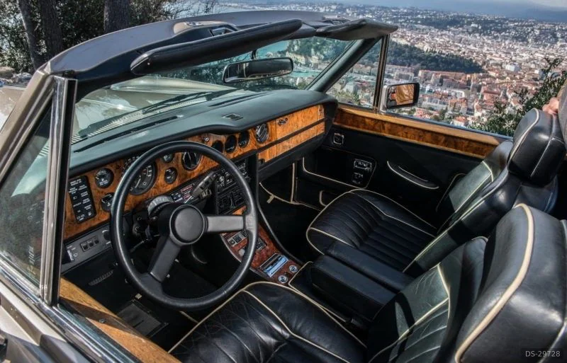 1989 Rolls-Royce Corniche Convertible in Nice 6