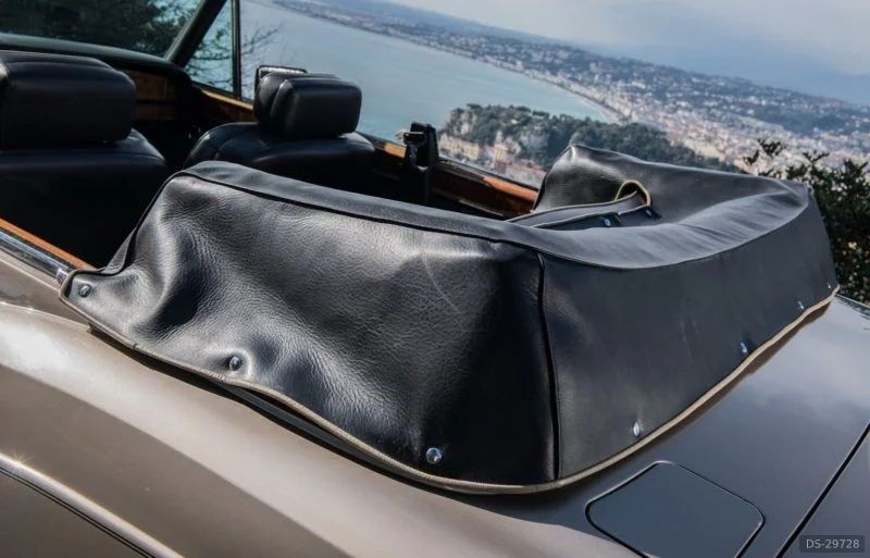 1989 Rolls-Royce Corniche Convertible in Nice 8