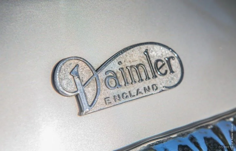 1959 Daimler SP 250 Dart in Nice 10