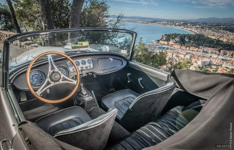 1959 Daimler SP 250 Dart in Nice 9