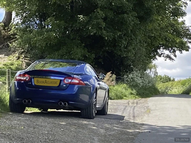 2010 Jaguar XKR in Oxfordshire / Northamptonshire / Warwickshire 4