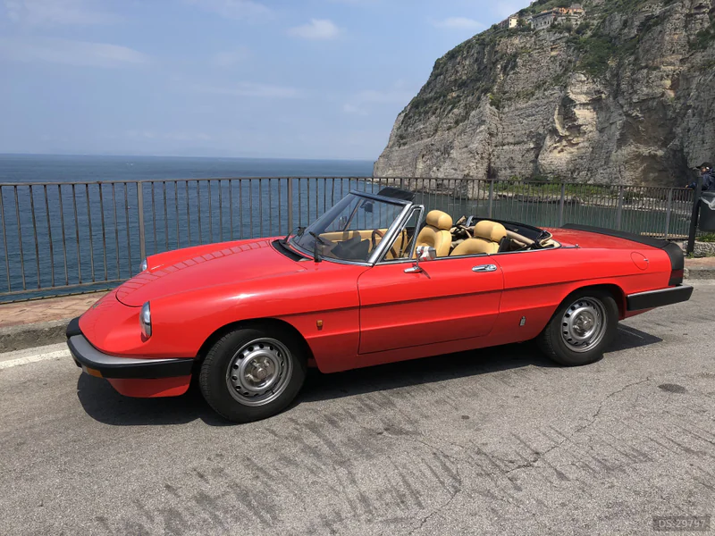 1983 Alfa Romeo Duetto in Sorrento 2