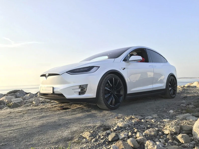 2017 Tesla Model X in Sandnes 4
