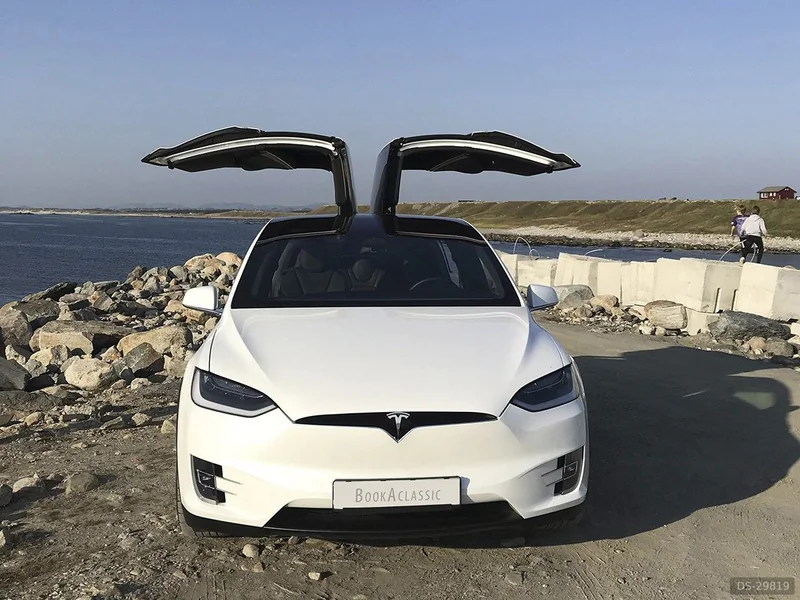 2017 Tesla Model X in Sandnes 3