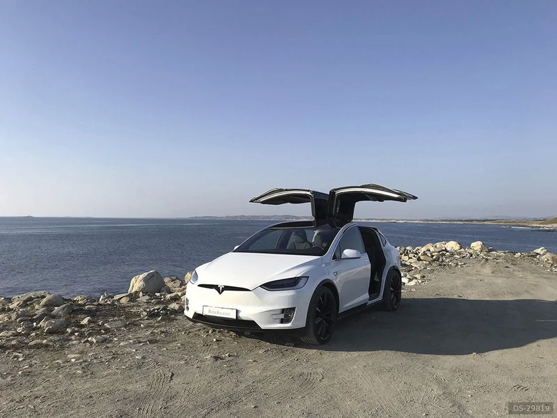 2017 Tesla Model X in Sandnes 2