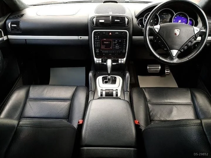 2005 Porsche Cayenne